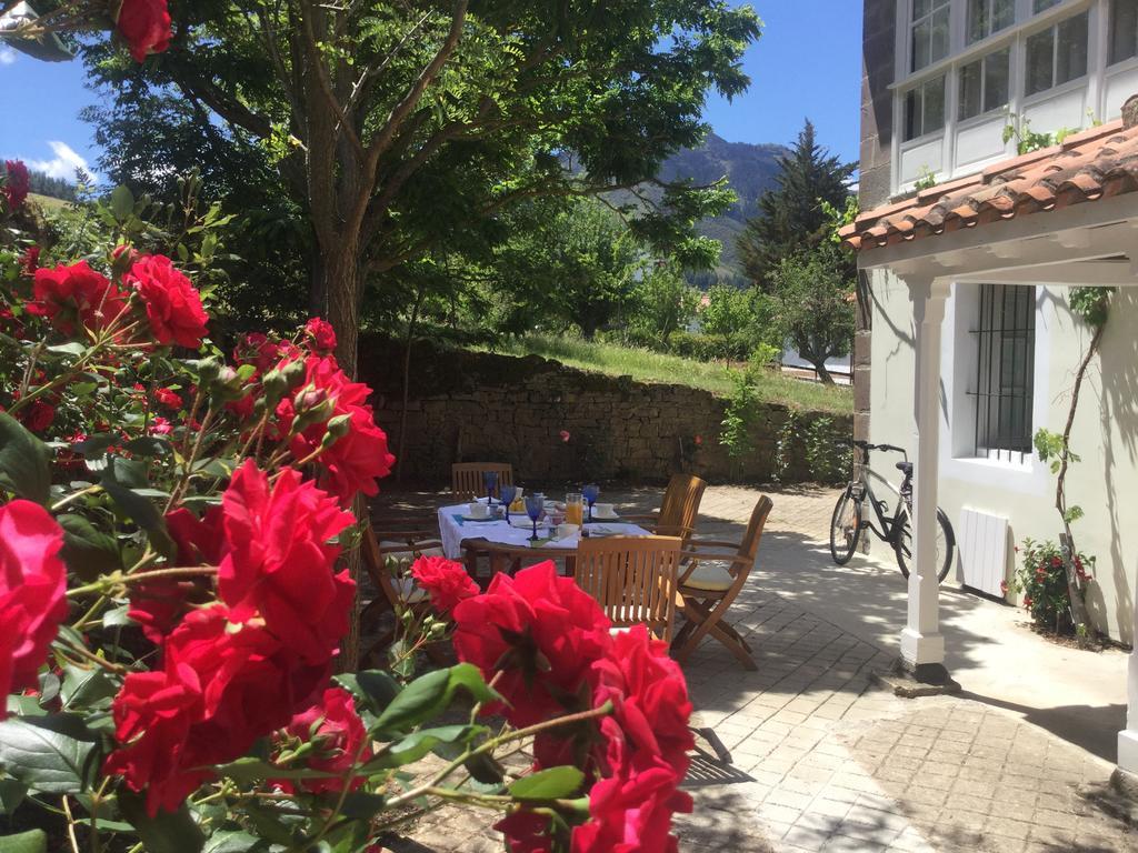 Villa Elena Potes Bagian luar foto